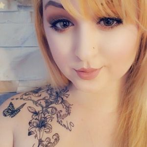 Meet your Posher, Briana